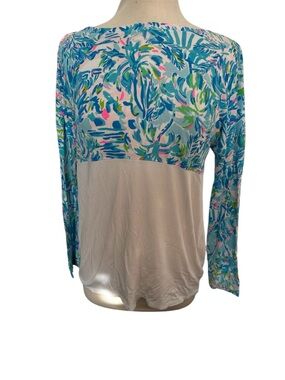 Lilly Pulitzer size medium Finn long sleeve top